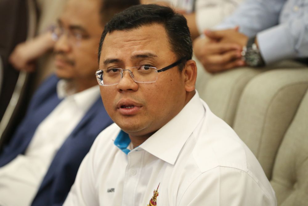 Selangor Mentri Besar Datuk Seri Amirudin Shari speaks during a press conference at his official residence in Shah Alam March 5, 2020.  u00e2u20acu201d Picture by Yusof Mat Isa