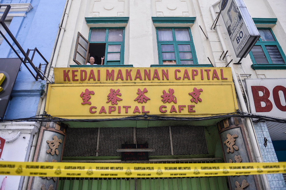Lim, the owner of Capital Cafe, was forced to closed restaurant operations following the Covid 19 outbreak during movement control order (MCO) in Jalan Tunku Abdul Rahman, Kuala Lumpur April 16, 2020. u00e2u20acu201d Picture by Miera Zulyana