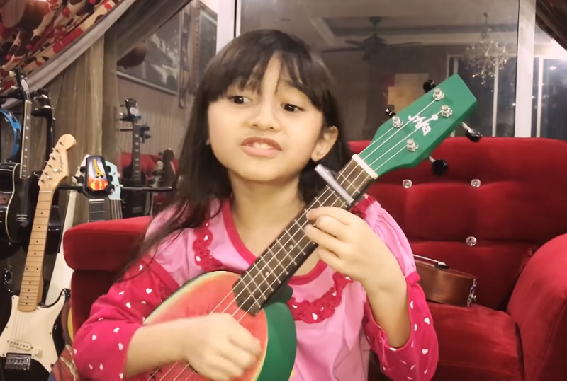 Alyssa’s song covers caught the attention of social media users. — Screen capture via YouTube/Alyssa Dezek
