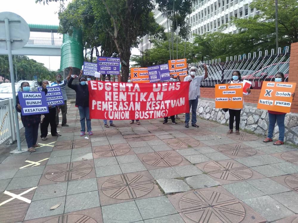 Five officials from the National Union of Workers in Hospital Support and Allied Services' (NUWHSAS) were arrested by police after picketing outside Hospital Raja Permaisuri Bainun in Ipoh June 2, 2020. u00e2u20acu201d Picture courtesy of Parti Sosialis Malaysia