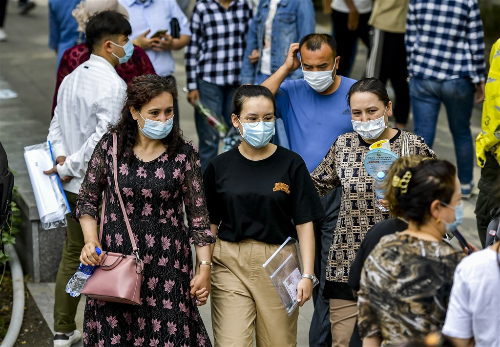 Mainland China reports 46 new Covid19 cases, including 22 in Xinjiang