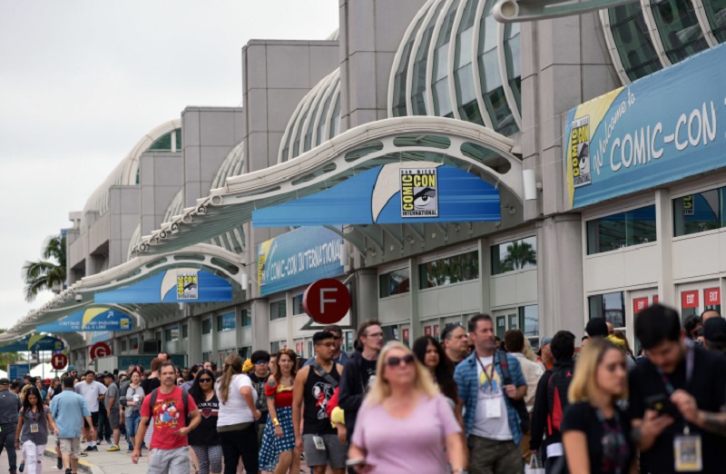 People walk in front of the Convention Center during Comic-Con San Diego in July 2019, 2020's edition will be online. u00e2u20acu2022 APF pic