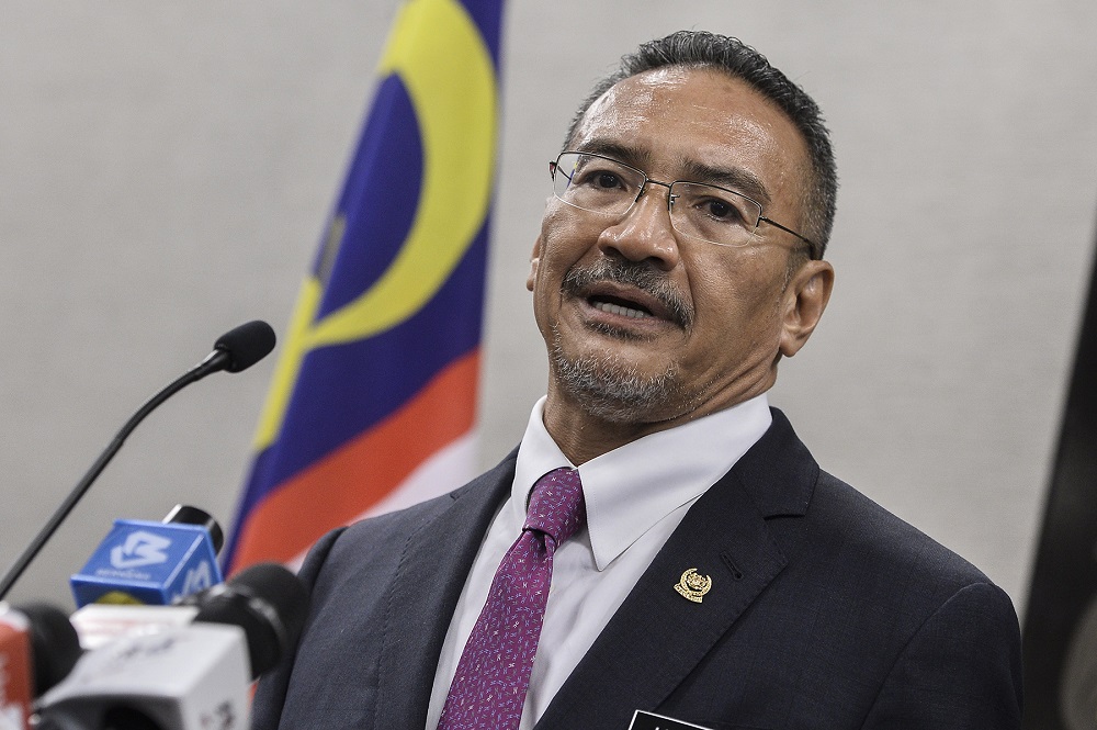 Hishammuddin Tells Umno Members Not To Be Fooled By Anwar S Propaganda Malaysia Malay Mail