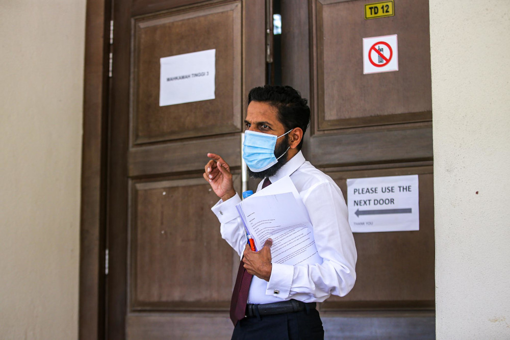 Quoirin family’s lawyer S. Sakthyvel is pictured at the Seremban Court Complex August 26, 2020. — Picture by Hari Anggara.