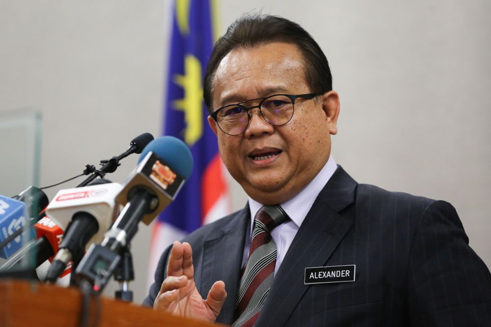 Minister of Domestic Trade and Consumer Affairs Datuk Alexander Nanta Linggi speaks during a press conference at Parliament in Kuala Lumpur August 13, 2020. — Picture by Yusof Mat Isa