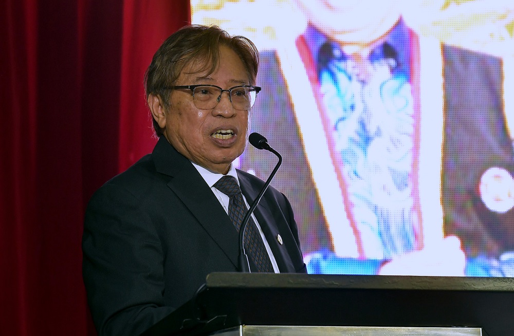 Sarawak Chief Minister Datuk Patinggi Abang Johari Tun Openg spoke at the DBNA Community Accommodation Building Construction Grant Handover Ceremony in Kuching September 3, 2020. u00e2u20acu201d Bernama pic