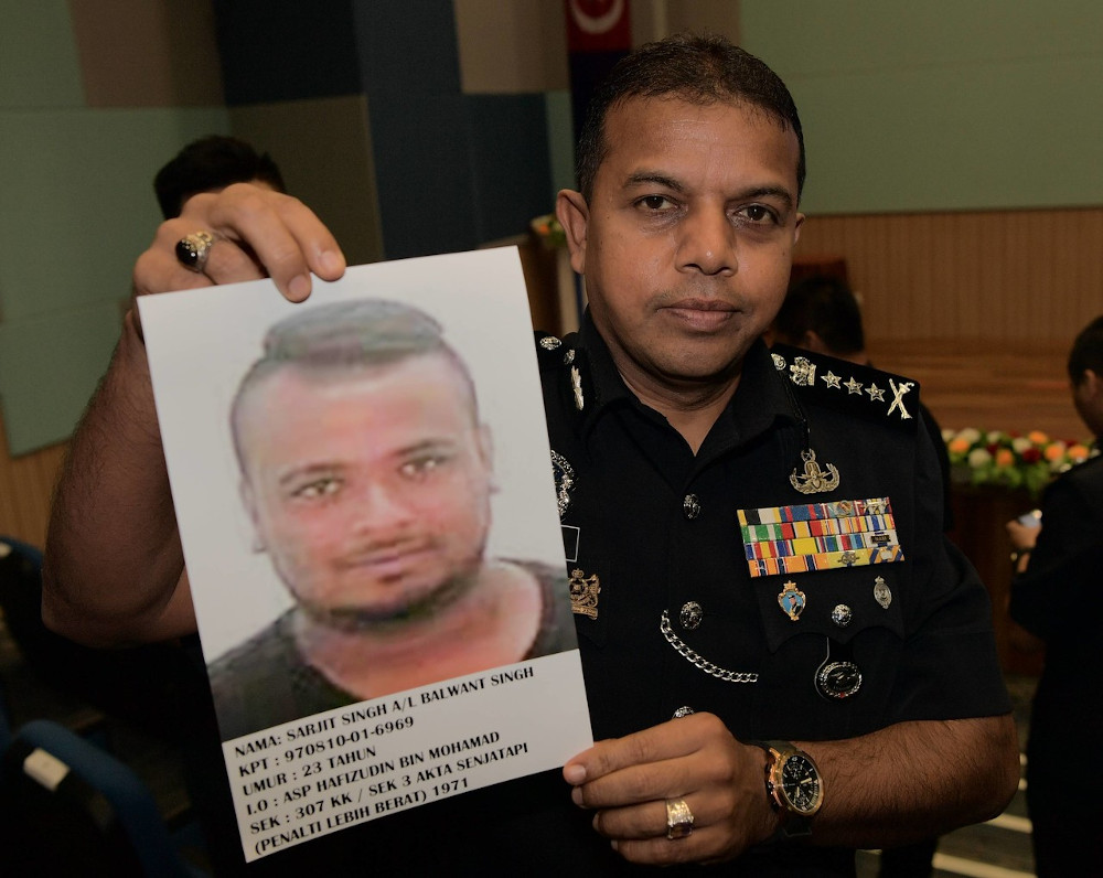 Johor police chief Datuk Ayob Khan Mydin Pitchay at a press conference at the Johor contingent police headquarters September 30, 2020. u00e2u20acu201d Bernama pic 