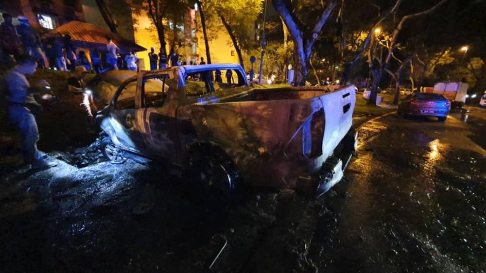 The charred vehicle found abandoned in Damansara, Petaling Jaya. u00e2u20acu201d Picture courtesy of the police