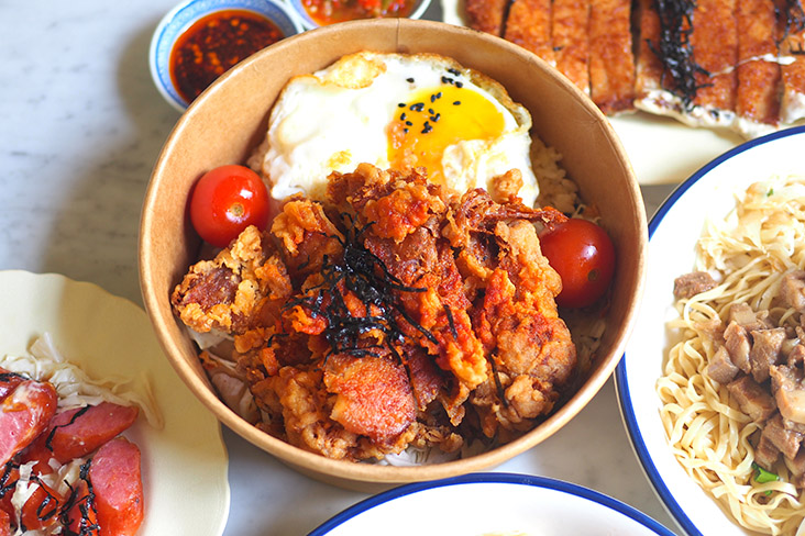 For a more substantial meal, opt for bentos like this crispy chicken bento that also has a fried egg