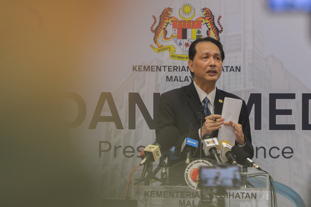 Health Director-General Tan Sri Dr Noor Hisham speaks during the Covid-19 press conference at the Ministry of Health October 1, 2020. u00e2u20acu201d Picture by Miera Zulyana