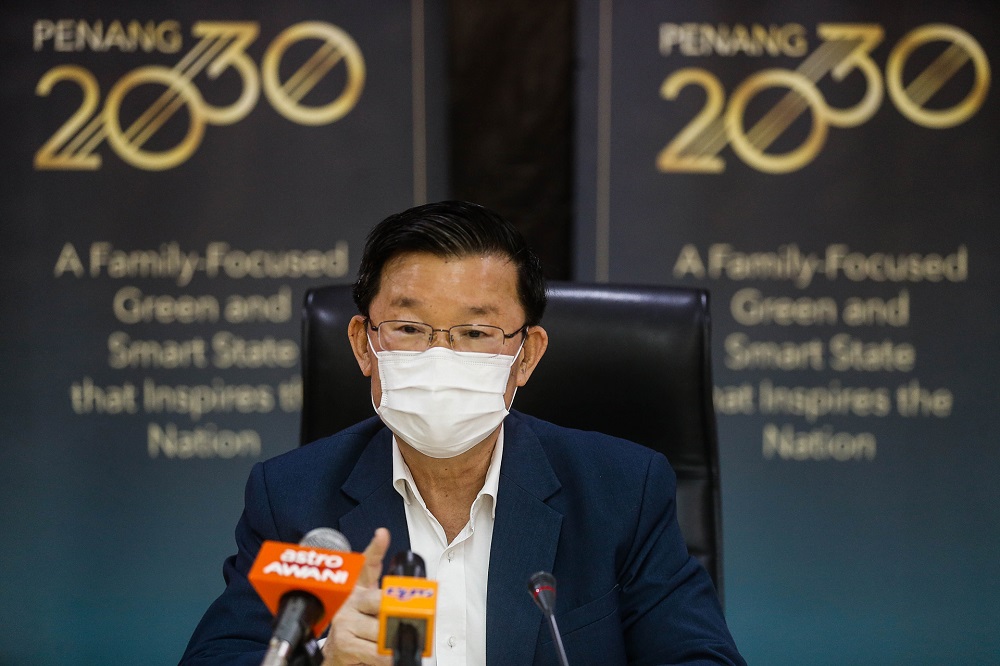 Penang Chief Minister Chow Kon Yeow speaks during a press conference at Komtar in George Town October 1, 2020. u00e2u20acu2022 Picture by Sayuti Zainudin