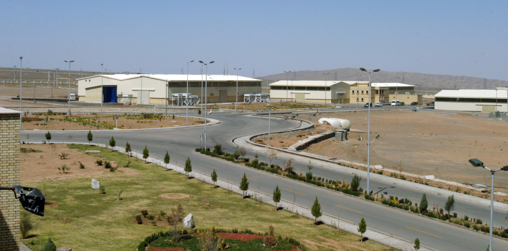 View of the Natanz uranium enrichment facility 250km south of the Iranian capital Tehran, March 30, 2005. u00e2u20acu201d Reuters picnn