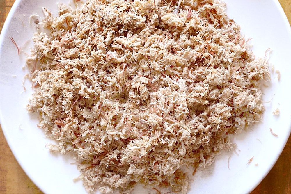 Dry out your shredded meat before pan-frying.