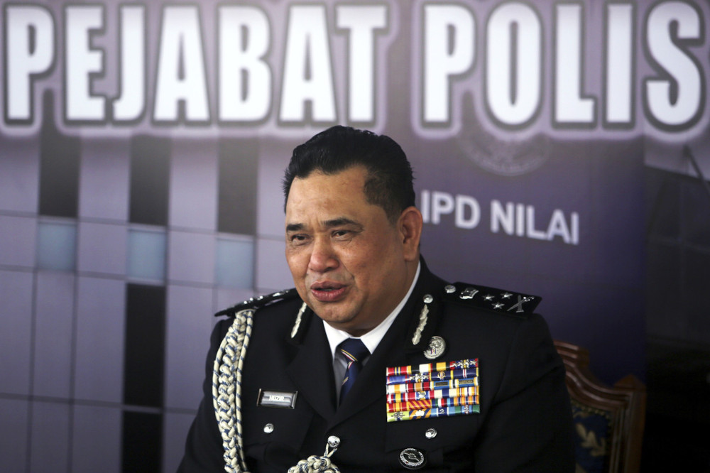Bukit Aman Criminal Investigation Department (CID) director Datuk Huzir Mohamed will retire tomorrow after 39 years of service. — Bernama pic