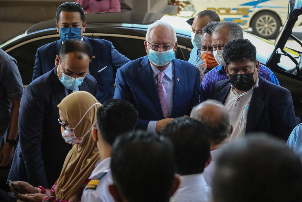 Datuk Seri Najib Razak is pictured at the Kuala Lumpur High Court March 11, 2021. u00e2u20acu201d Picture by Yusof Mat isa