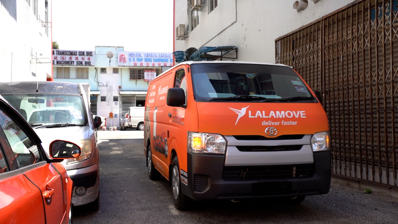 Lalamove’s on-demand delivery fleet makes it easy for clients to arrange deliveries quickly and conveniently. — Picture courtesy of Lalamove