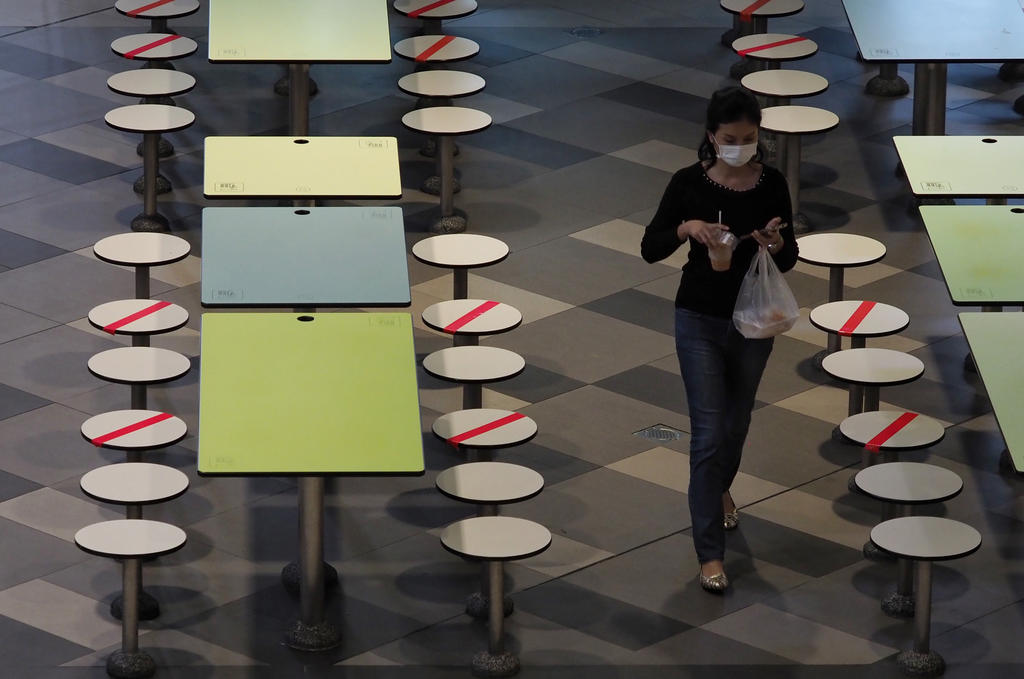 A food court at Our Tampines Hub on June 18, 2020, the last day of Phase 1. u00e2u20acu2022 TODAY pic