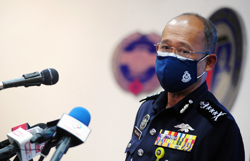 Selangor police chief Datuk Arjunaidi Mohamed speaks to the media at the Selangor Contingent Police Headquarters June 4, 2021. u00e2u20acu201d Bernama pic 