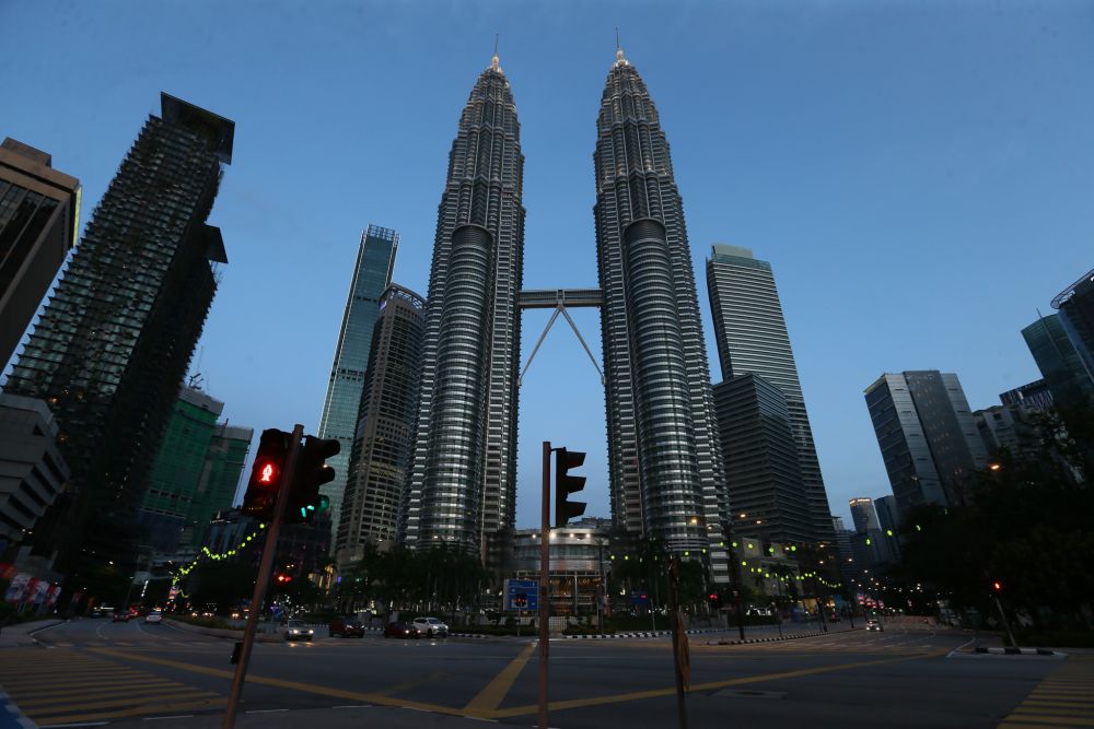 A general view of traffic in the Kuala Lumpur city centre amid the movement control order June 6, 2021. u00e2u20acu201d Picture by Ahmad Zamzahuri