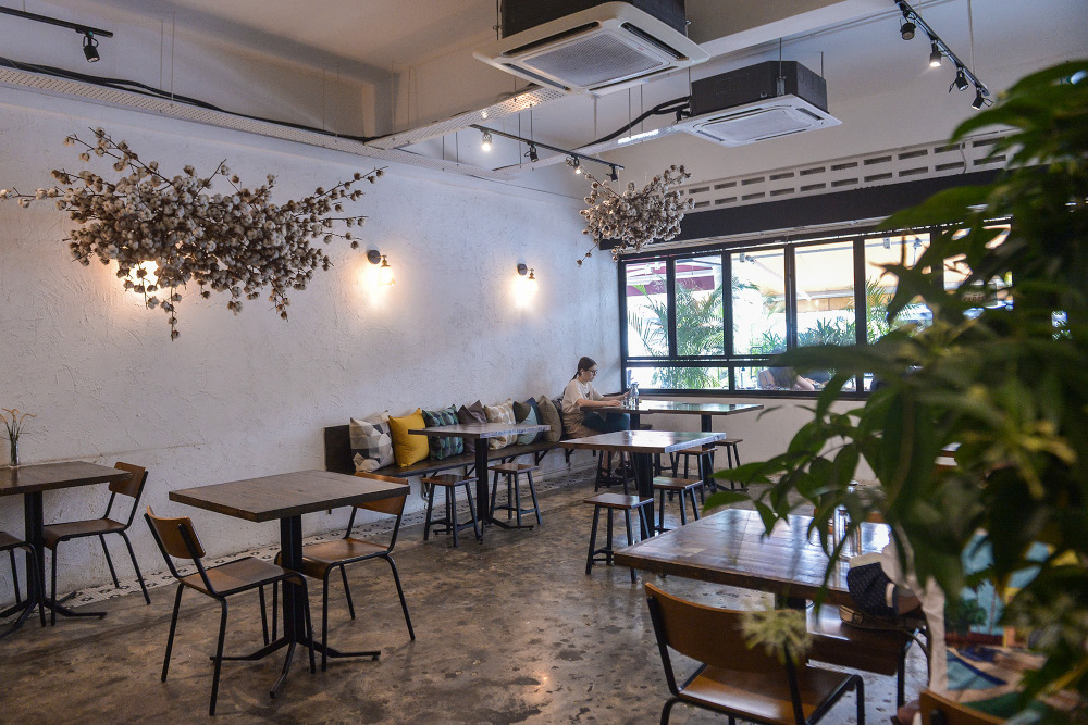 A lone diner at Urban Daybreak cafe during phase 1 National Recovery Plan (NRP) in Bangsar, August 25, 2021. u00e2u20acu201d Picture by Miera Zulyana