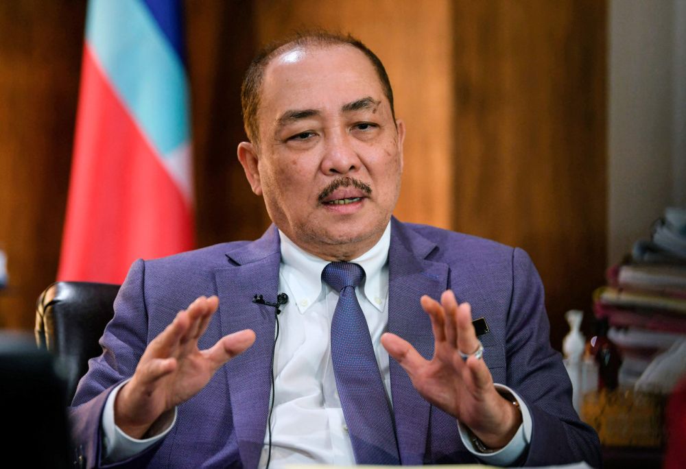 Sabah Chief Minister Datuk Hajiji Noor said that the various allocations and plans for Sabah in the recently tabled 12th Malaysian Plan were proof of Putrajaya’s ‘shared prosperity’ promise with Sabah. — Bernama pic