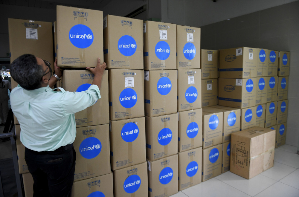 A staff from Kuala Lumpur Hospital with the life-saving oxygen concentrators and other medical supplies given by Unicef to health facilities at Kuala Lumpur Hospital, September 2, 2021. u00e2u20acu201d Bernama pic 