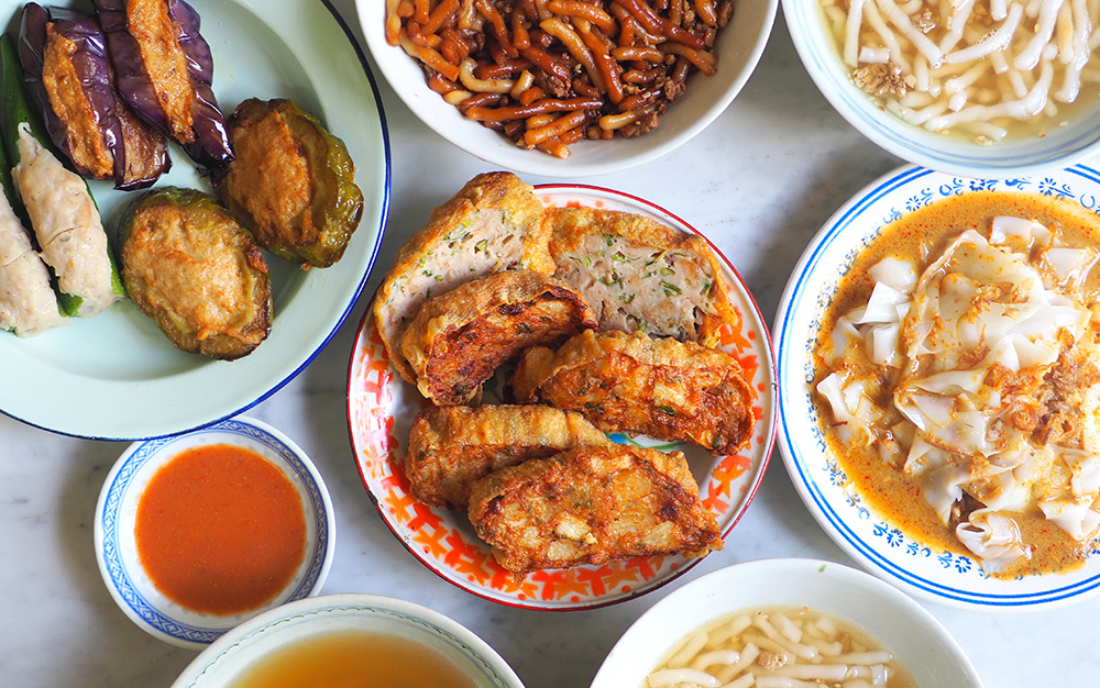 Get a taste of Ipoh with 'sar kok liew', 'yong liew', 'lai fun' and curry 'chee cheong fun' at this stall that is now at Petaling Jaya SS2 area. — Pictures by Lee Khang Yi