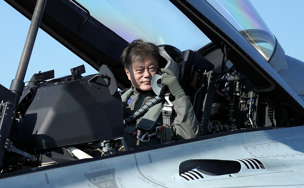 South Korean President Moon Jae-in sits inside a FA-50 Fighting Eagle upon his arrival at the Seoul Military Airport in Seongnam, South Korea, October 20, 2021. ― Yonhap via Reuters
