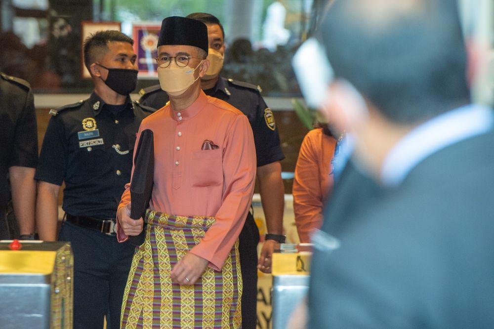 Datuk Seri Tengku Zafrul Abdul Aziz is pictured at the Finance Ministry as he gets ready to leave for Parliament to table Budget 2022 October 29, 2021. u00e2u20acu201d Picture by Shafwan Zaidonn