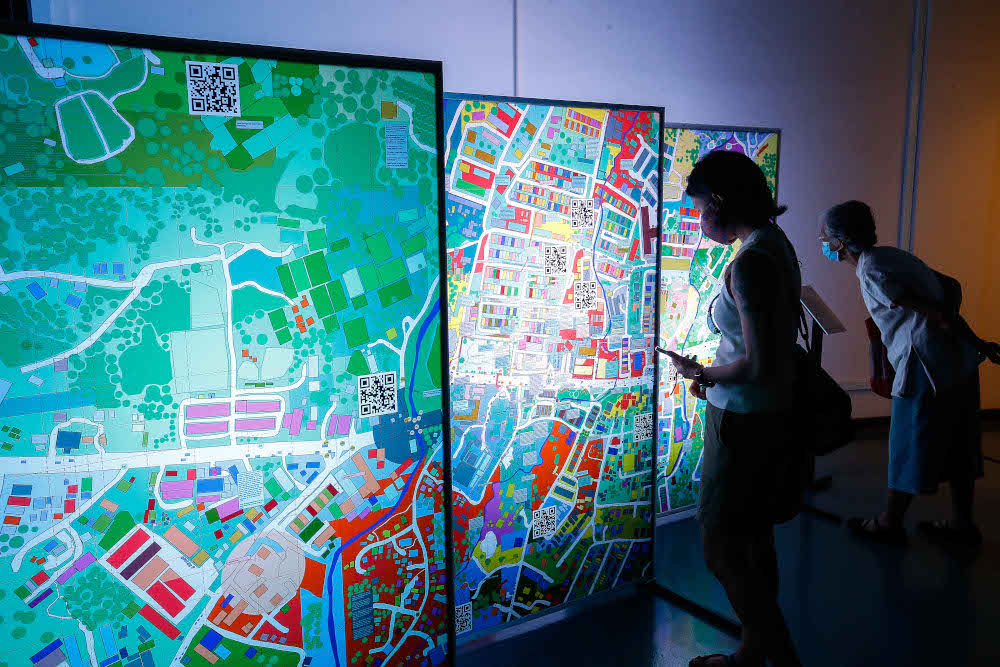 Visitors look at art installations during the 3 X 3 Group Exhibition in conjunction with the Georgetown Festival in Penang November 26, 2021. u00e2u20acu201d Picture by Sayuti Zainudin