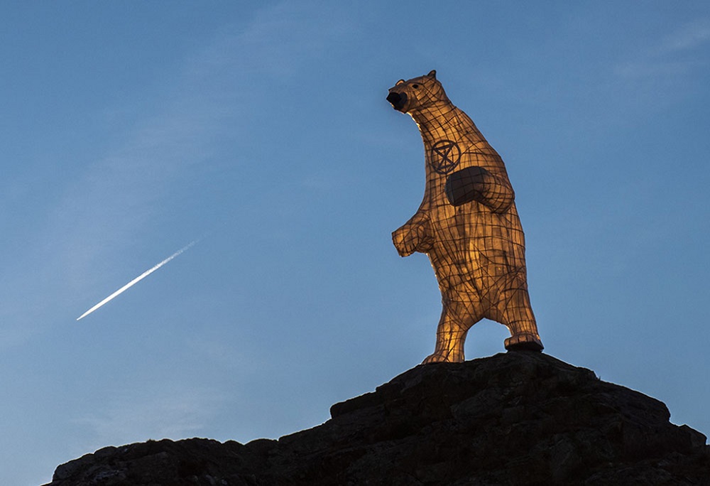 Bamber Hawes recently embarked on a pilgrimage from the English county of Shropshire to Glasgow in the company of Clarion, a three-metre-tall polar bear. ― Picture courtesy of Bamber and Clarion