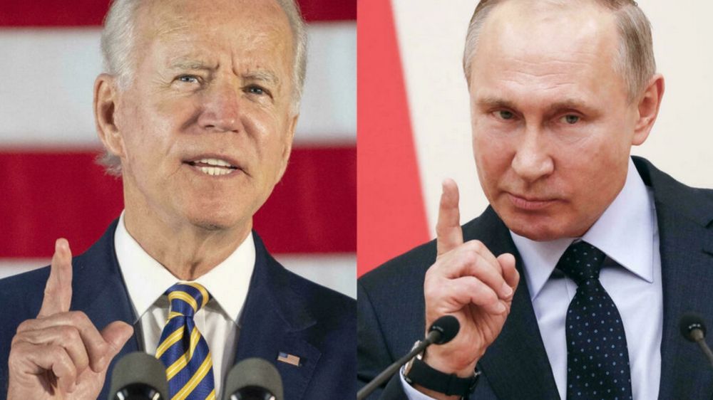 US President Joe Biden (left) and Russia's Vladimir Putin will hold talks by video conference on December 7, 2021, the Kremlin says. — AFP pic