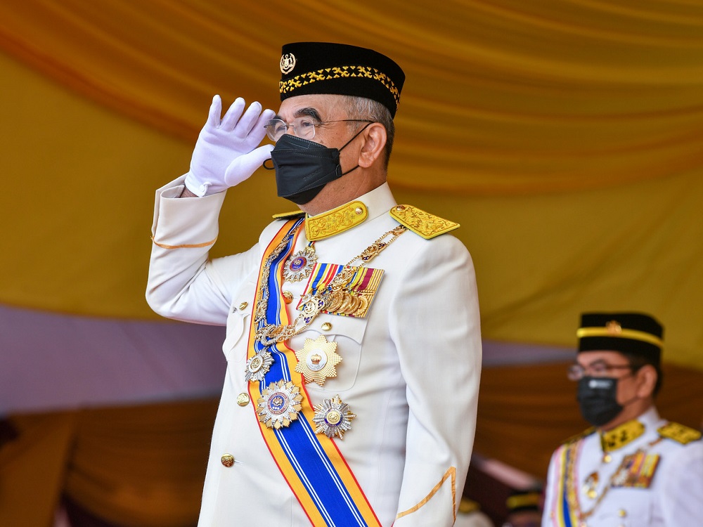 Melaka Governor Tun Mohd Ali Rustam inspects a ceremonial guard of honour at Dataran Seri Negeri near Ayer Keroh, Melaka December 4, 2021. — Bernama pic