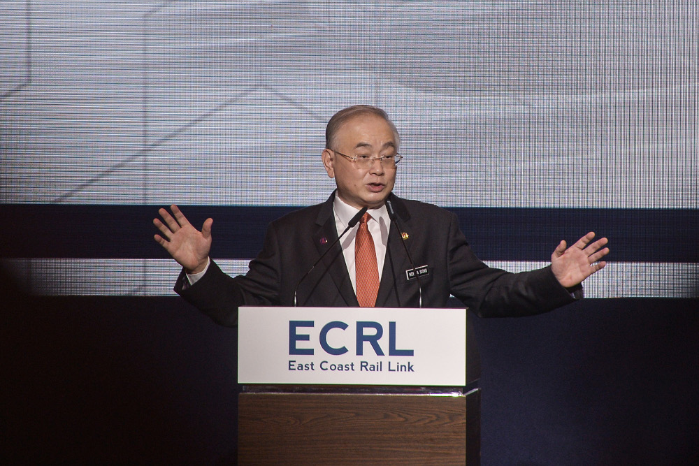 Transport Minister Datuk Seri Wee Ka Siong said the Selangor government’s decision would finalise the construction of the 665km ECRL line which includes 59 tunnels with a total length of 61km as well as several flyovers with a total length of 127km. — Picture by Miera Zulyana