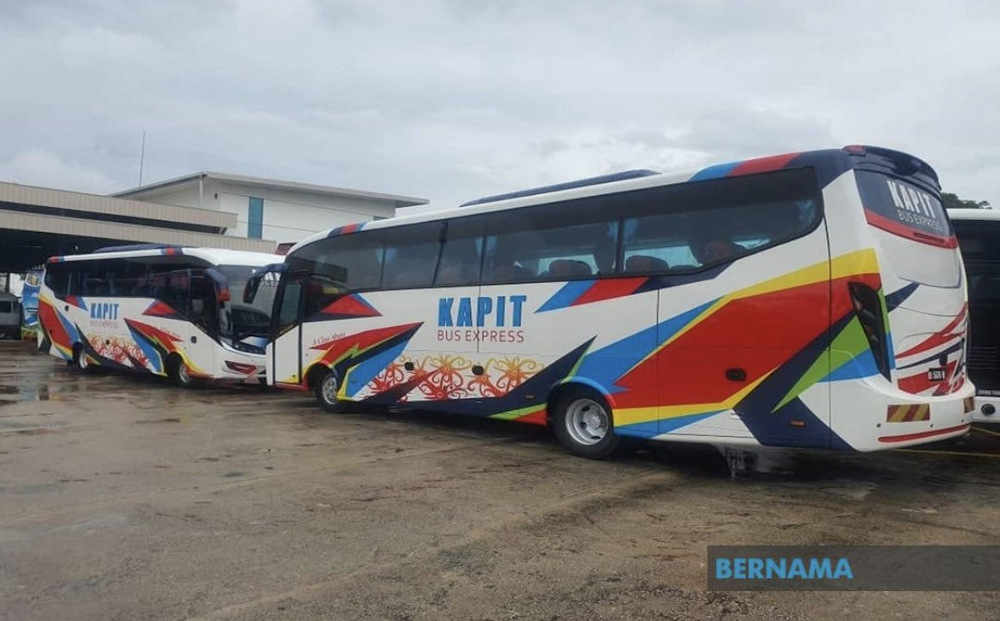 With the completion of the 100km-route connecting Sibu and Kapit, express bus companies can now expand their services in central Sarawak. u00e2u20acu201d Picture via Twitter/Bernama