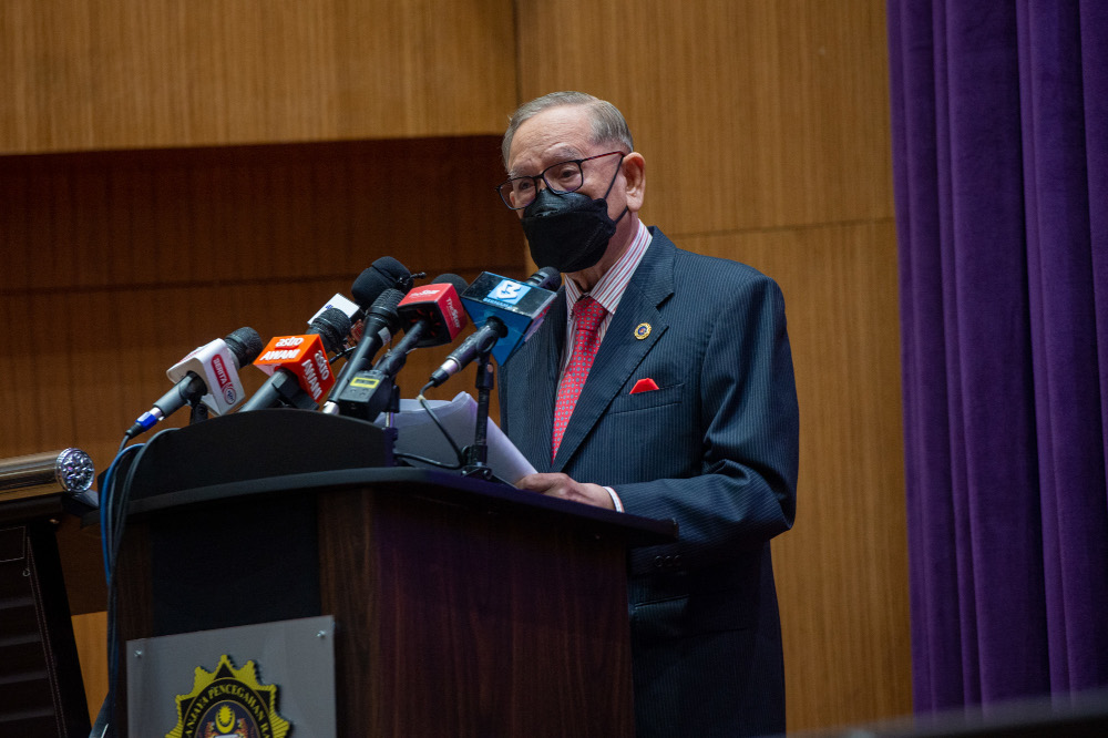 Chairman of the Advisory Board of Malaysian Anti-Corruption Commission (MACC) Tan Sri Abu Zahar Ujang, speaks to the media during a special press conference at MACC headquarters in Putrajaya, January 5, 2022. u00e2u20acu201d Picture by Shafwan Zaidon
