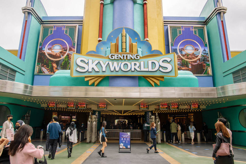 Genting skyworlds theme park officially opens today | life | malay mail