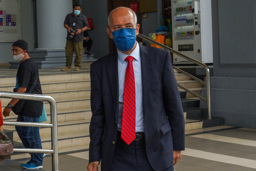 1MDB witness Tan Sri Mohd Bakke Salleh is pictured at Kuala Lumpur High Court May 8, 2022. — Picture by Shafwan Zaidon