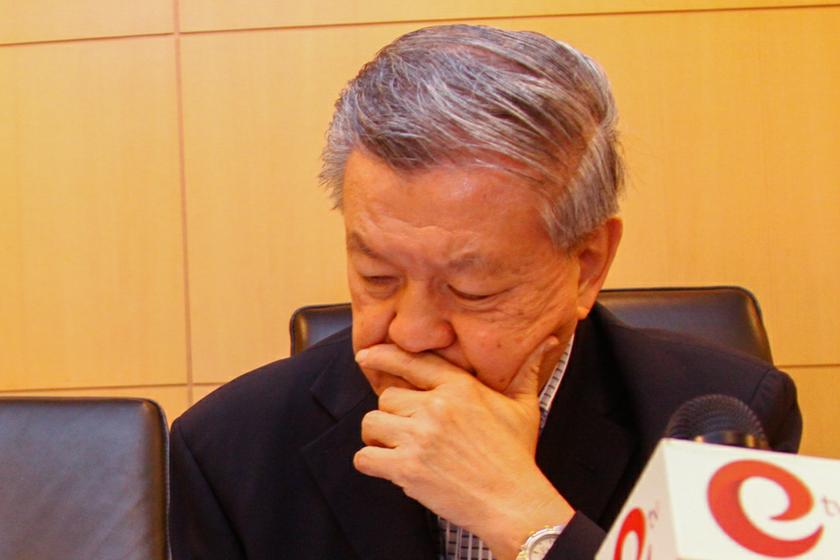 MCA president zips lips as party rocked by sacking of former port chief.