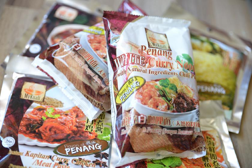 More than 30 different types of natural, traditional ingredients are used to make the paste in every MyKuali Penang White Curry Noodle packet.